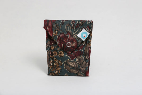 Tie wallet