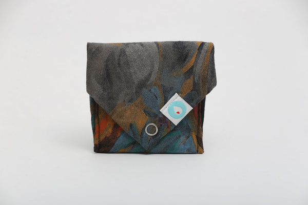 Tie wallet