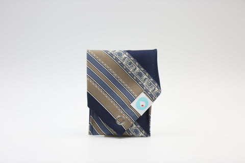 Tie wallet